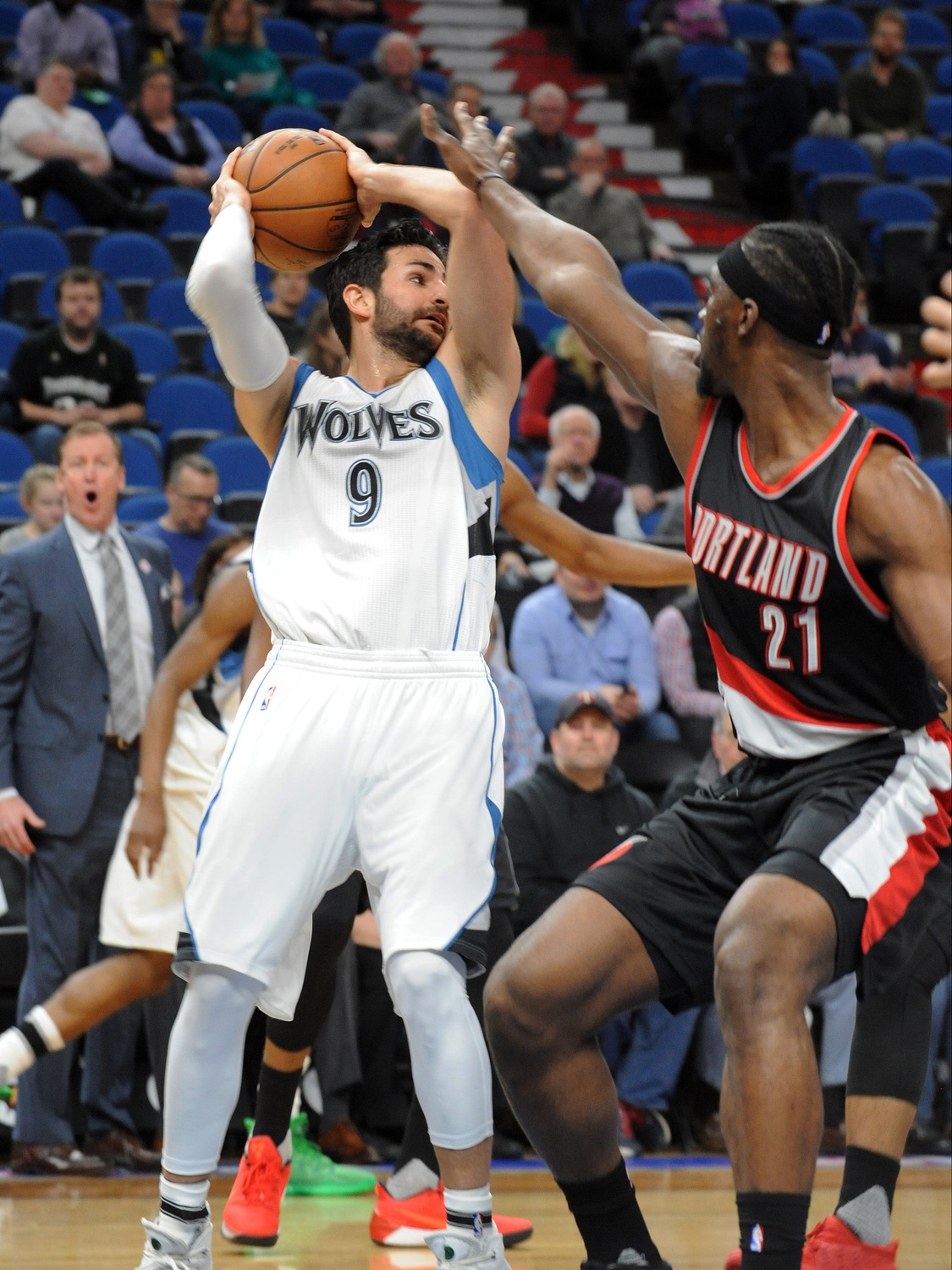 开云-包含太狠了！里程碑夜波特兰开拓者队长鼓劲明尼苏达森林狼单刀错失备战葡超，皇家马德里清晨防线松动的词条-开云